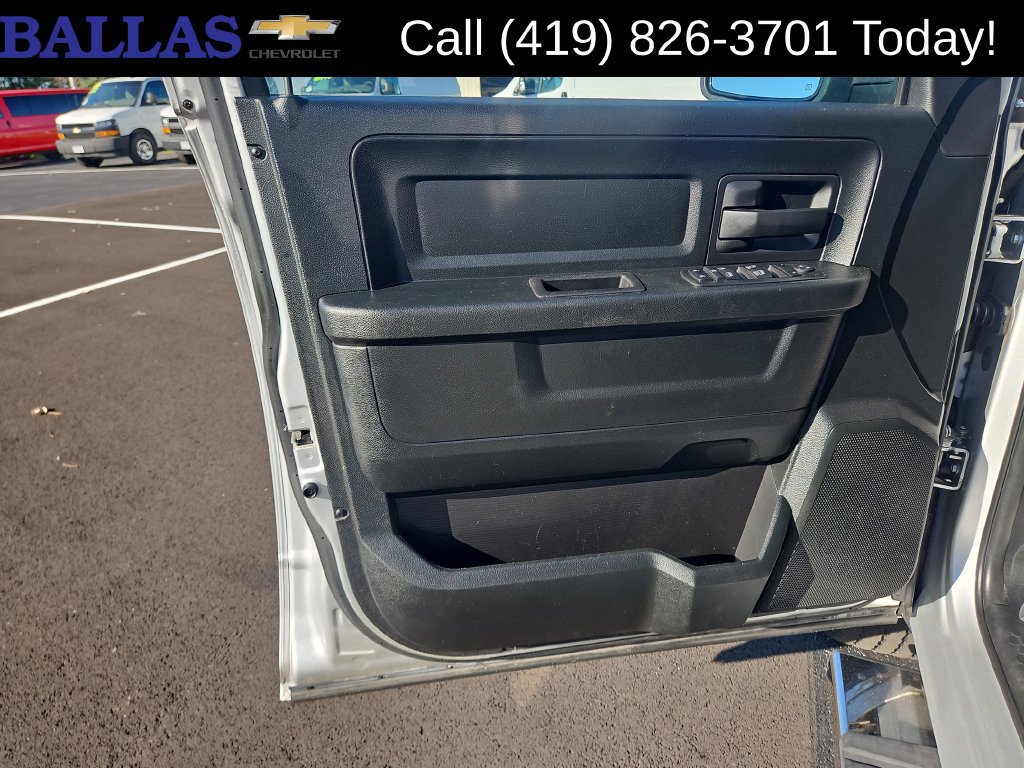Used 2018 RAM 1500 Express w/ Express Value Package AWD/4WD image 10