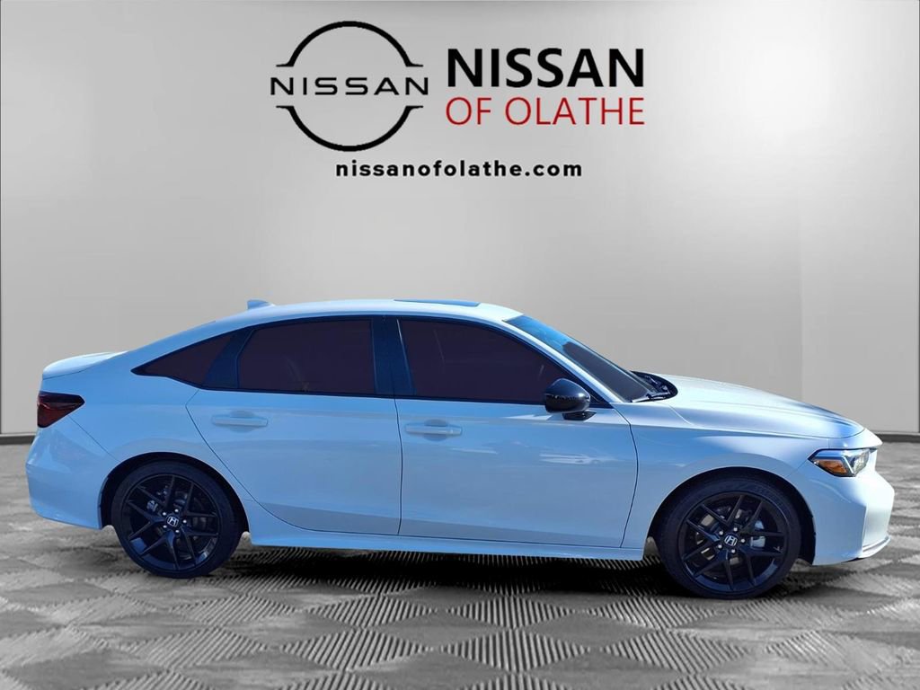 Used 2025 Honda Civic Sport image 30