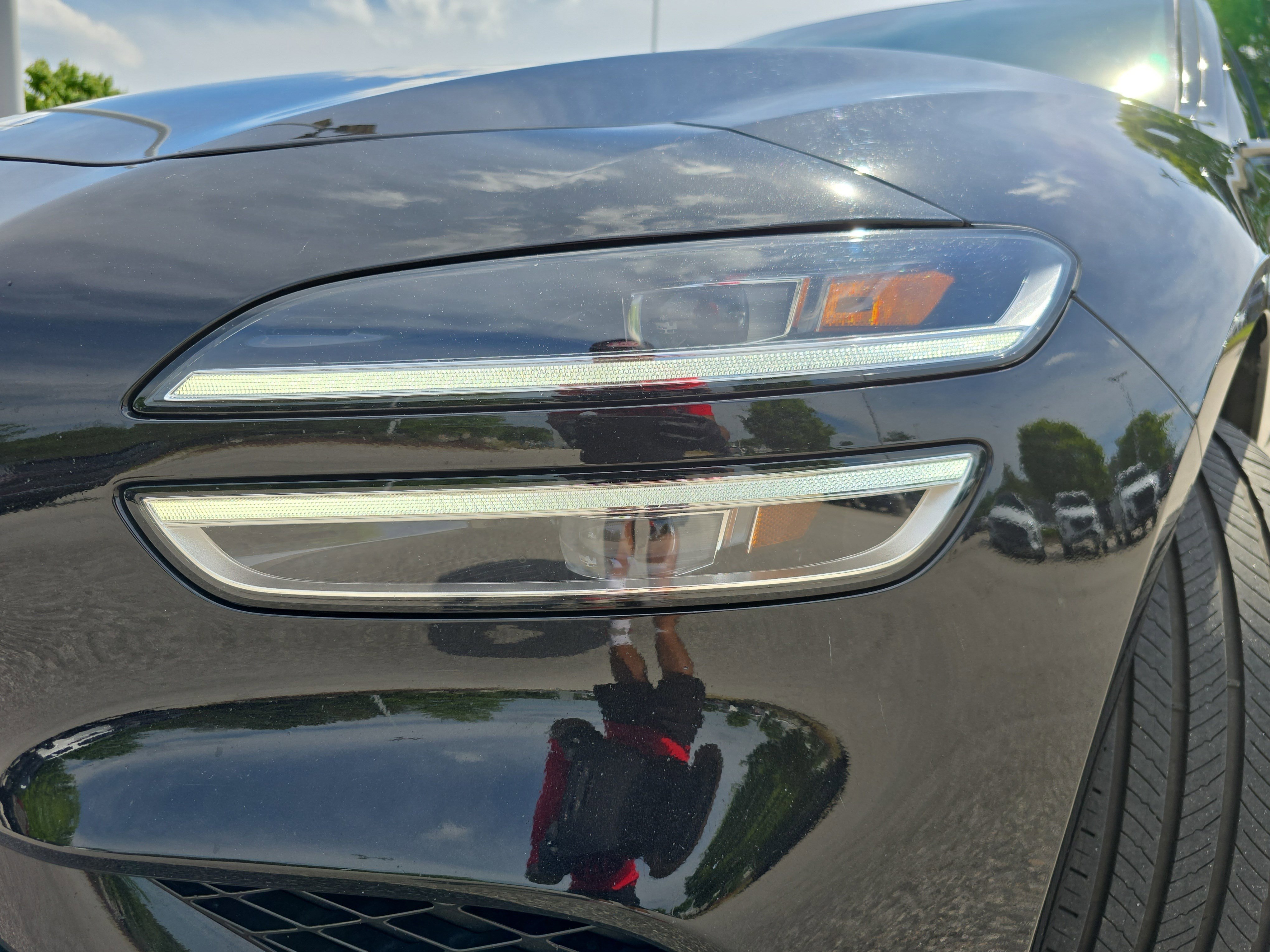 Used 2025 Genesis G70 2.5T AWD/4WD image 28
