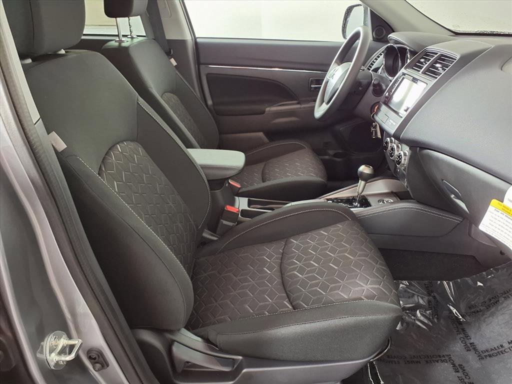 New 2025 Mitsubishi Outlander Sport ES image 9