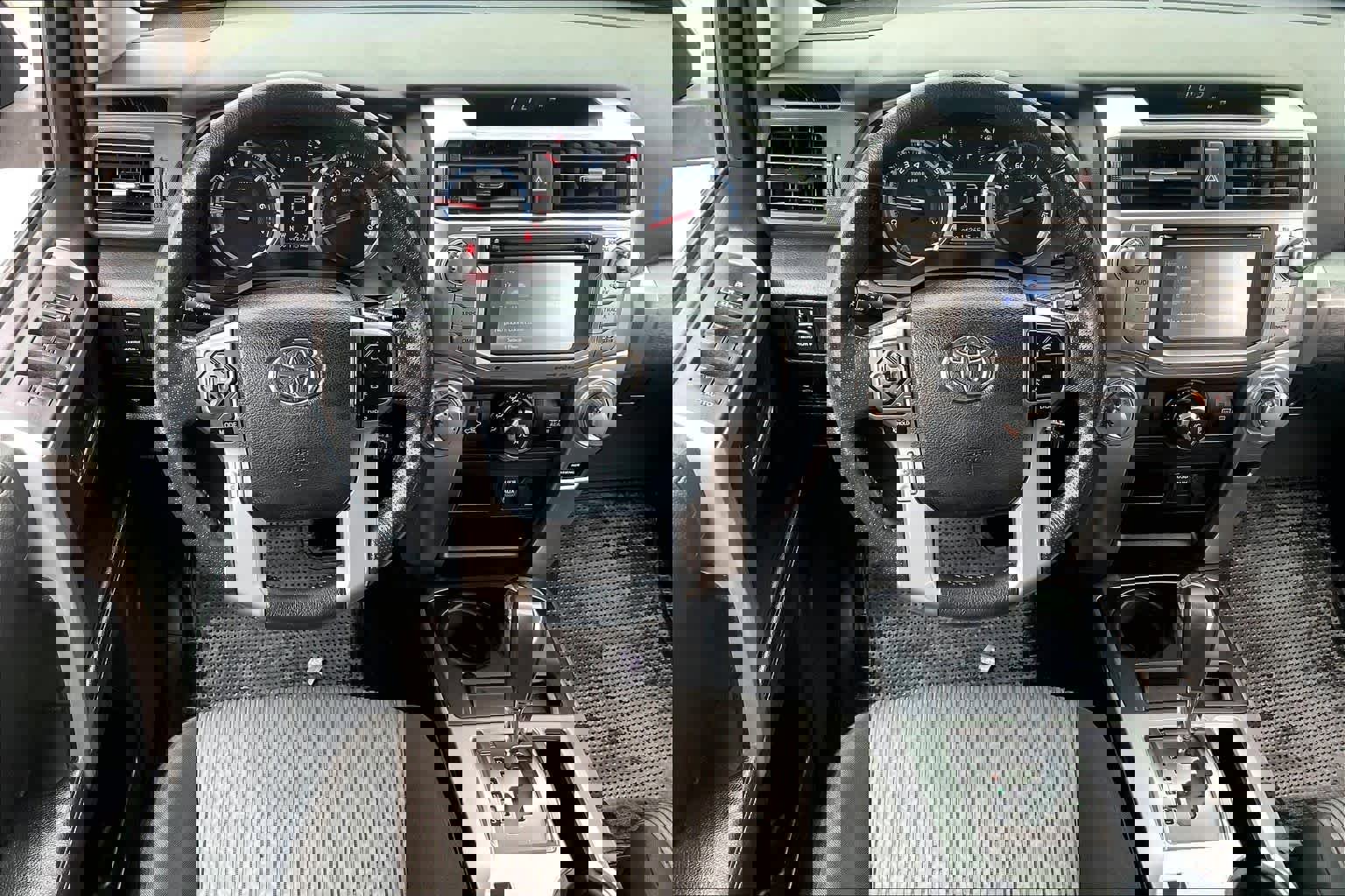 Used 2019 Toyota 4Runner SR5 image 6