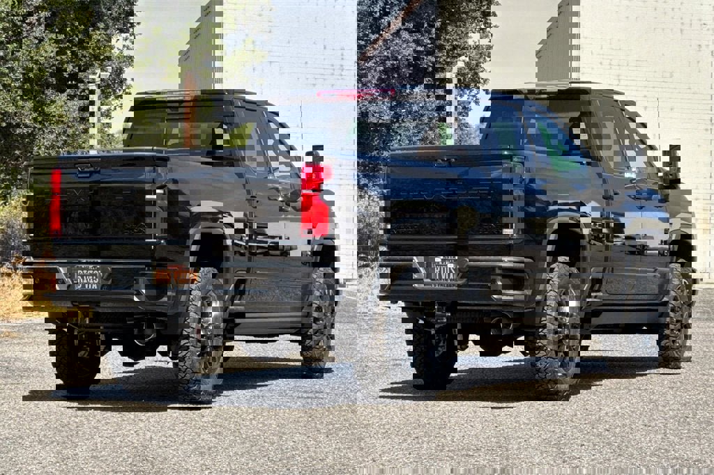 New 2025 Chevrolet Silverado 2500 High Country w/ High Country Premium Package image 4