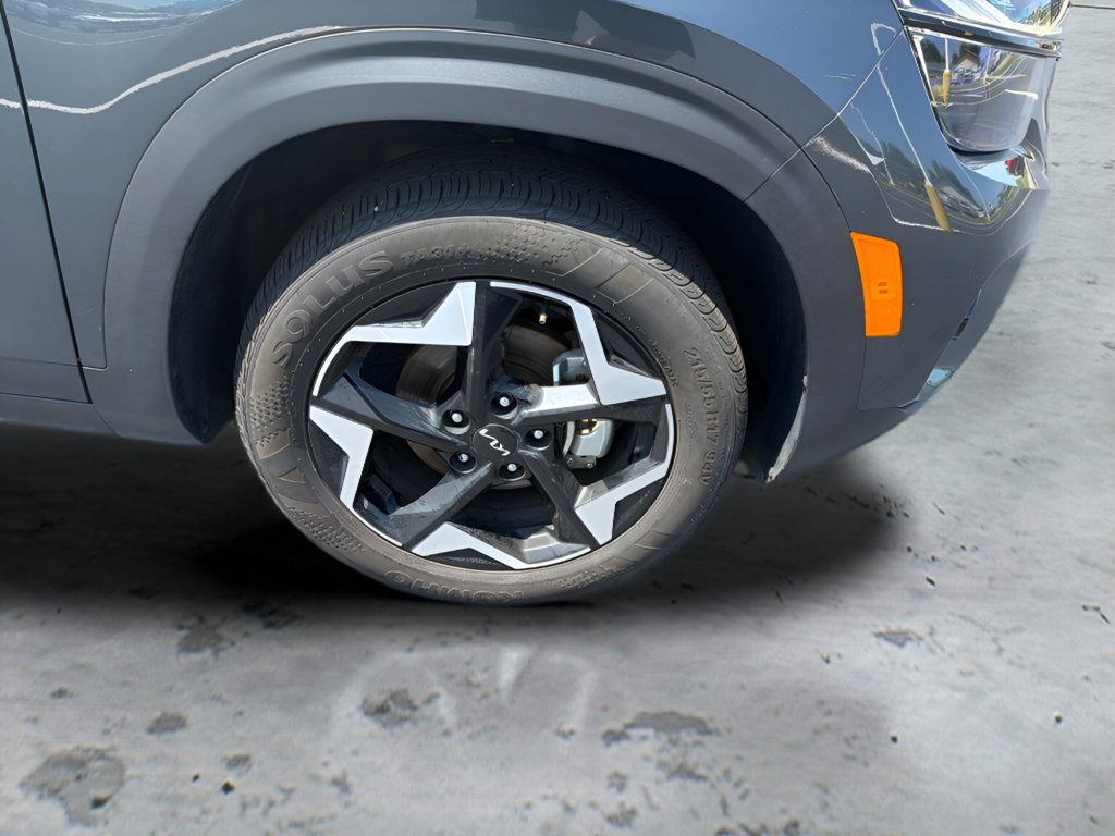 Used 2025 Kia Seltos S FWD image 40