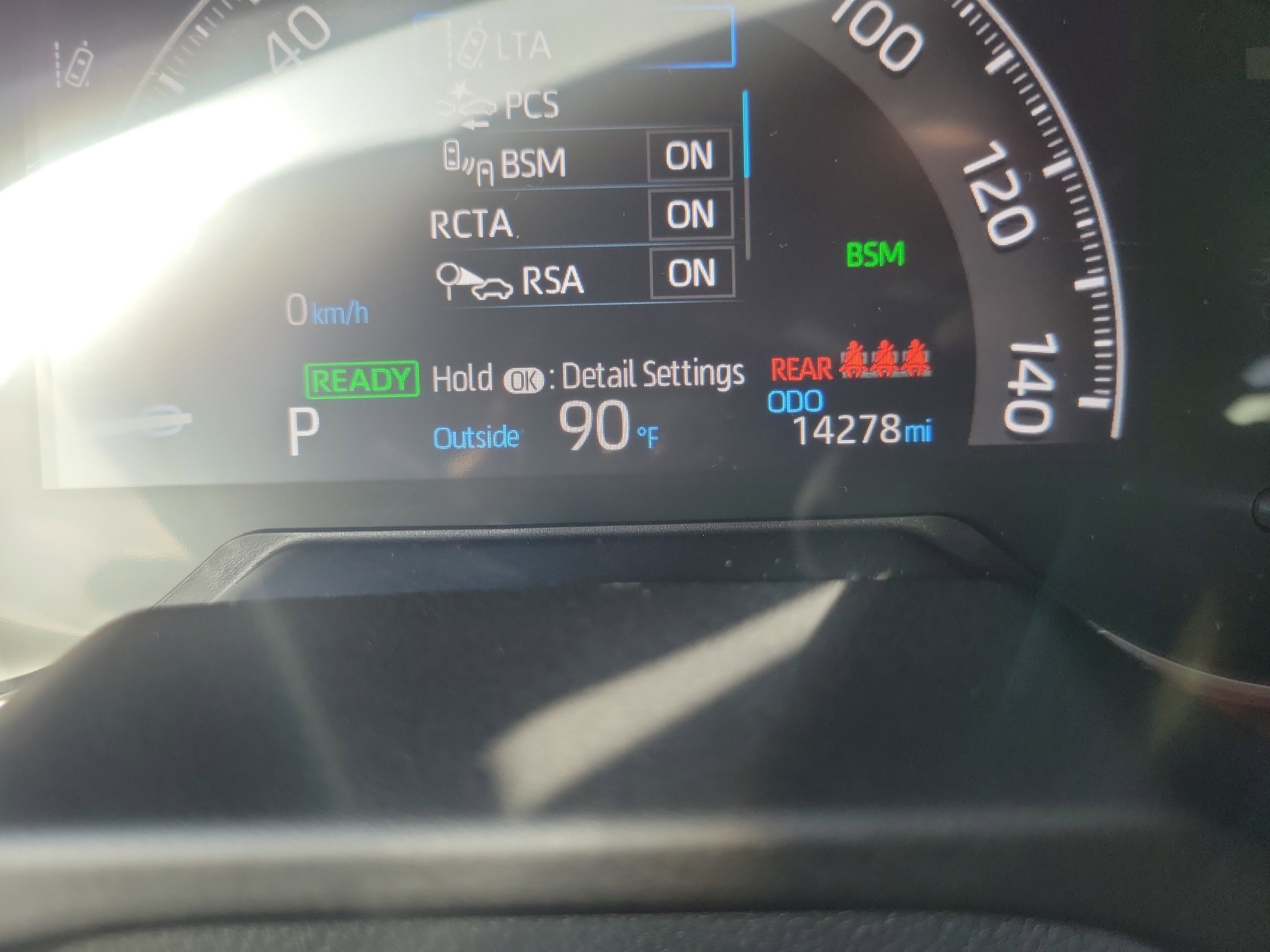 Used 2024 Toyota RAV4 SE image 28