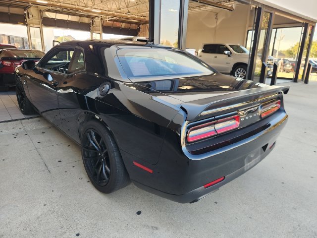 Used 2023 Dodge Challenger SRT Hellcat RWD image 4
