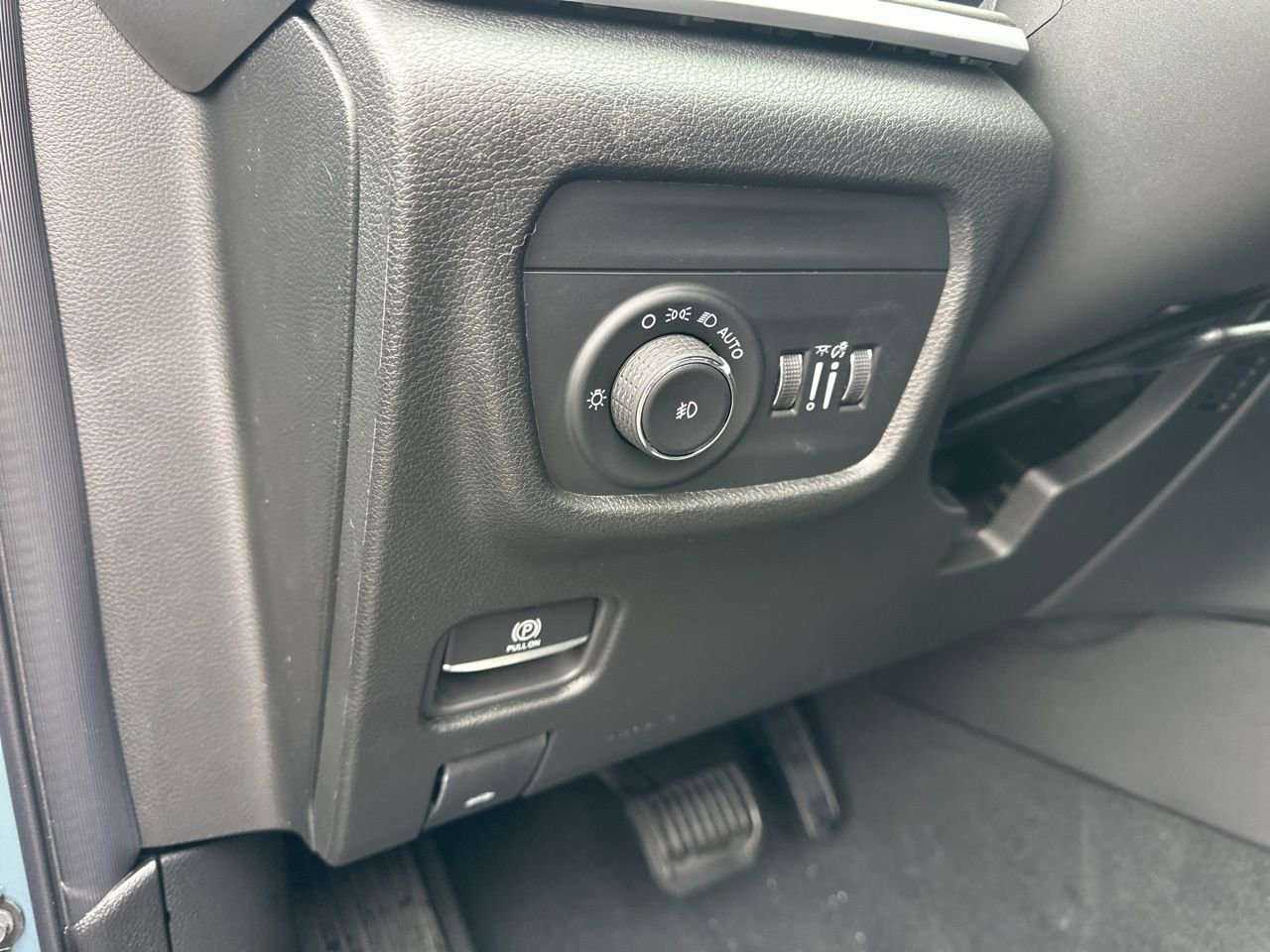 New 2026 Jeep Grand Cherokee L Limited image 16