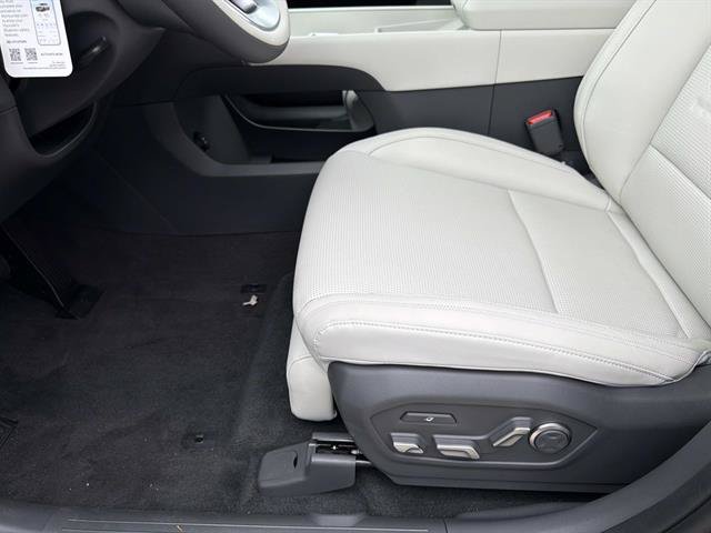 New 2026 Hyundai Santa Fe Calligraphy AWD/4WD image 16