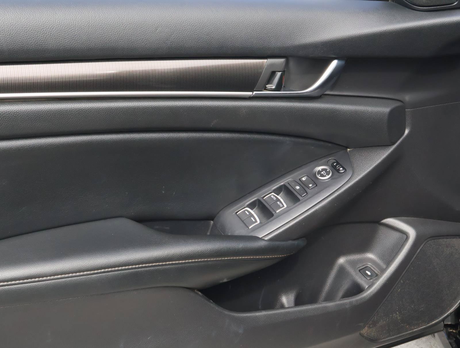 Used 2021 Honda Accord Sport image 13