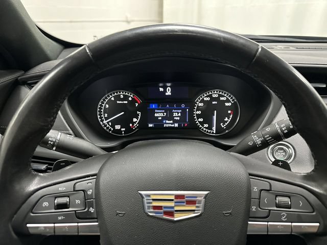 Used 2021 Cadillac XT4 Premium Luxury w/ Cold Weather Package AWD/4WD image 10