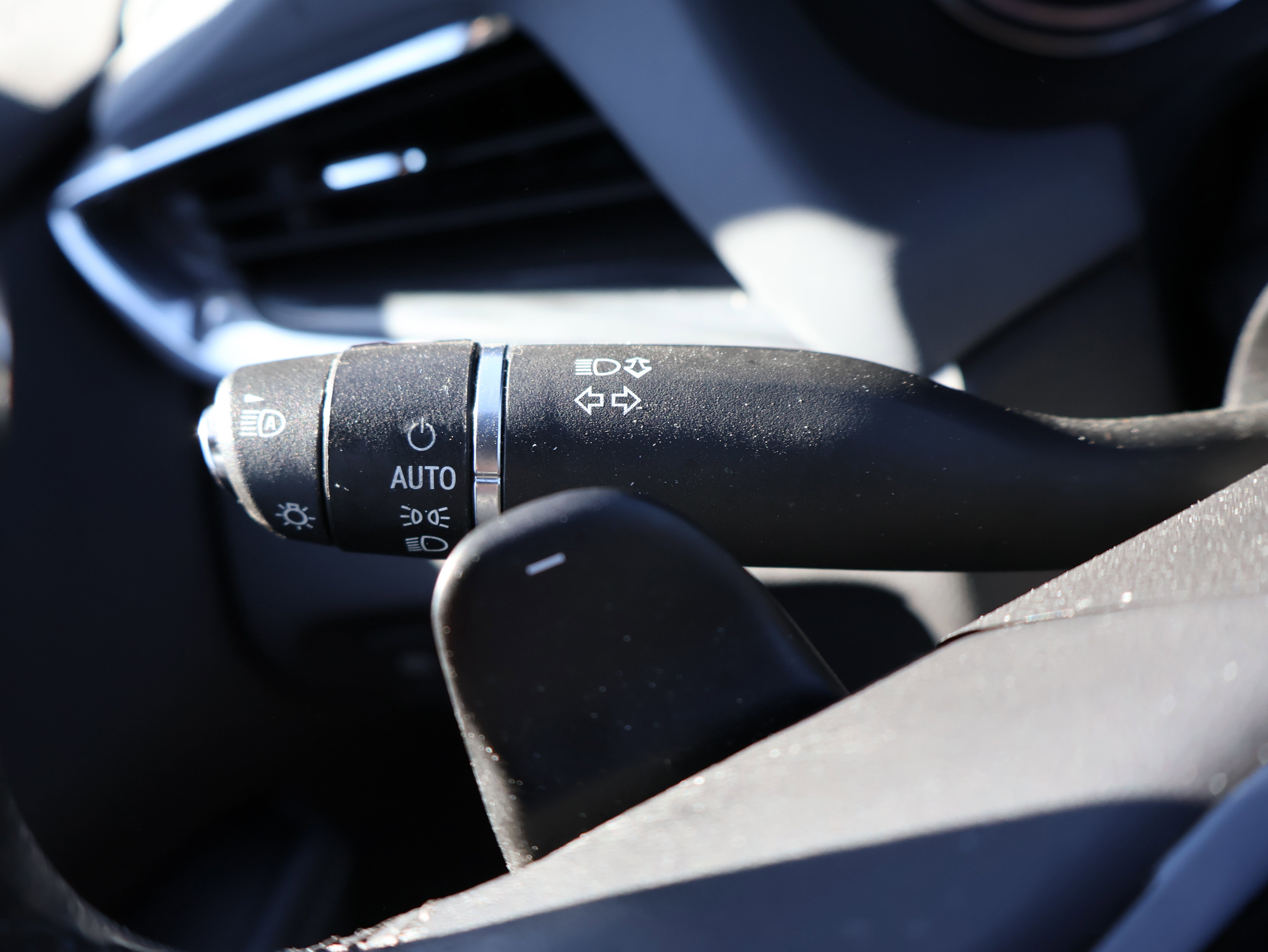 Used 2023 Buick Enclave Essence w/ Experience Buick Package image 34