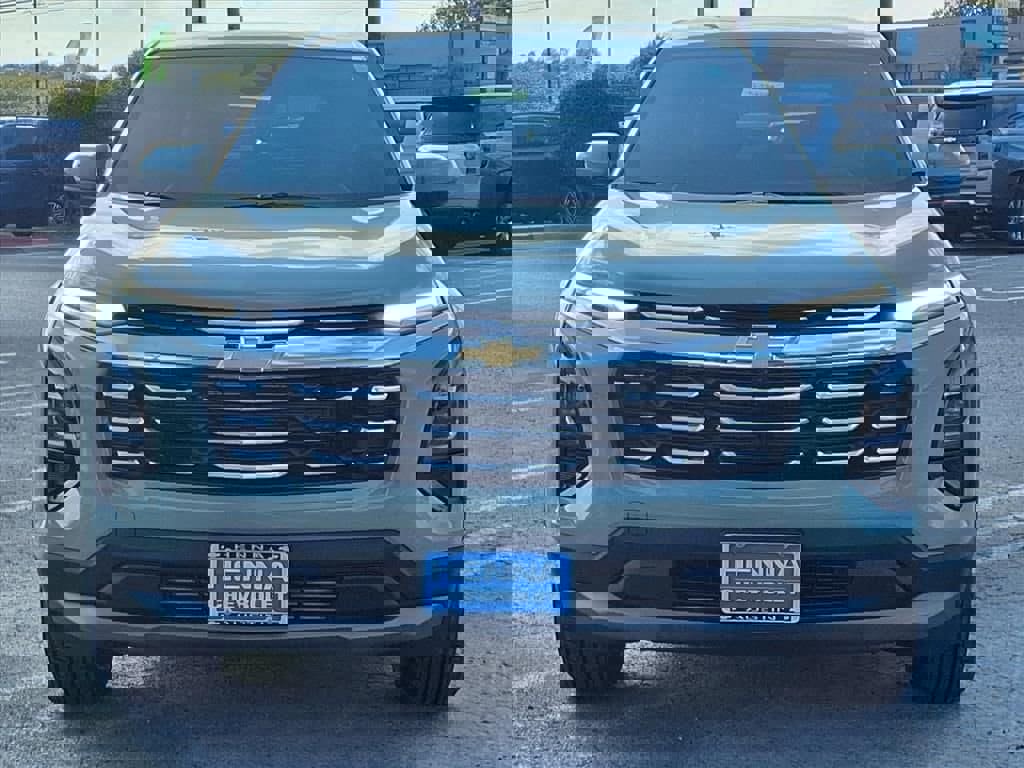 New 2026 Chevrolet Equinox LT w/ Convenience Package II image 2