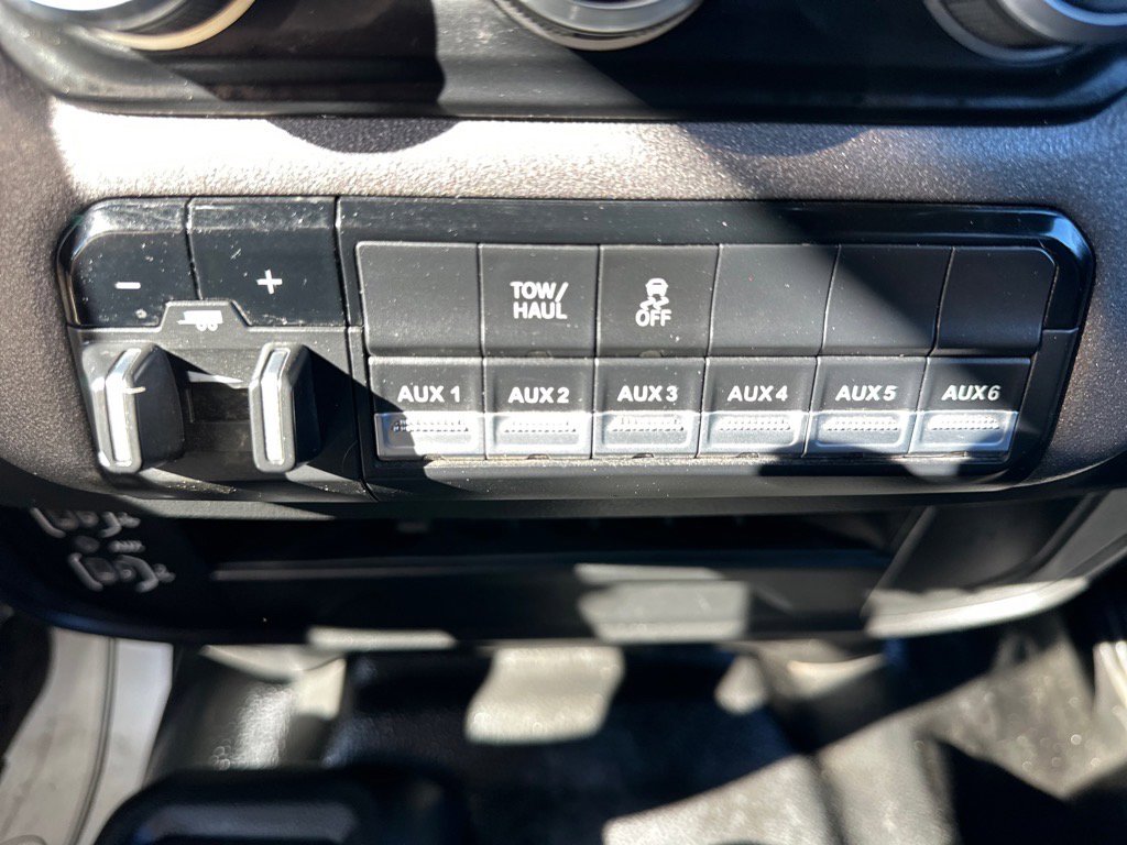 Used 2022 RAM 3500 Tradesman image 27