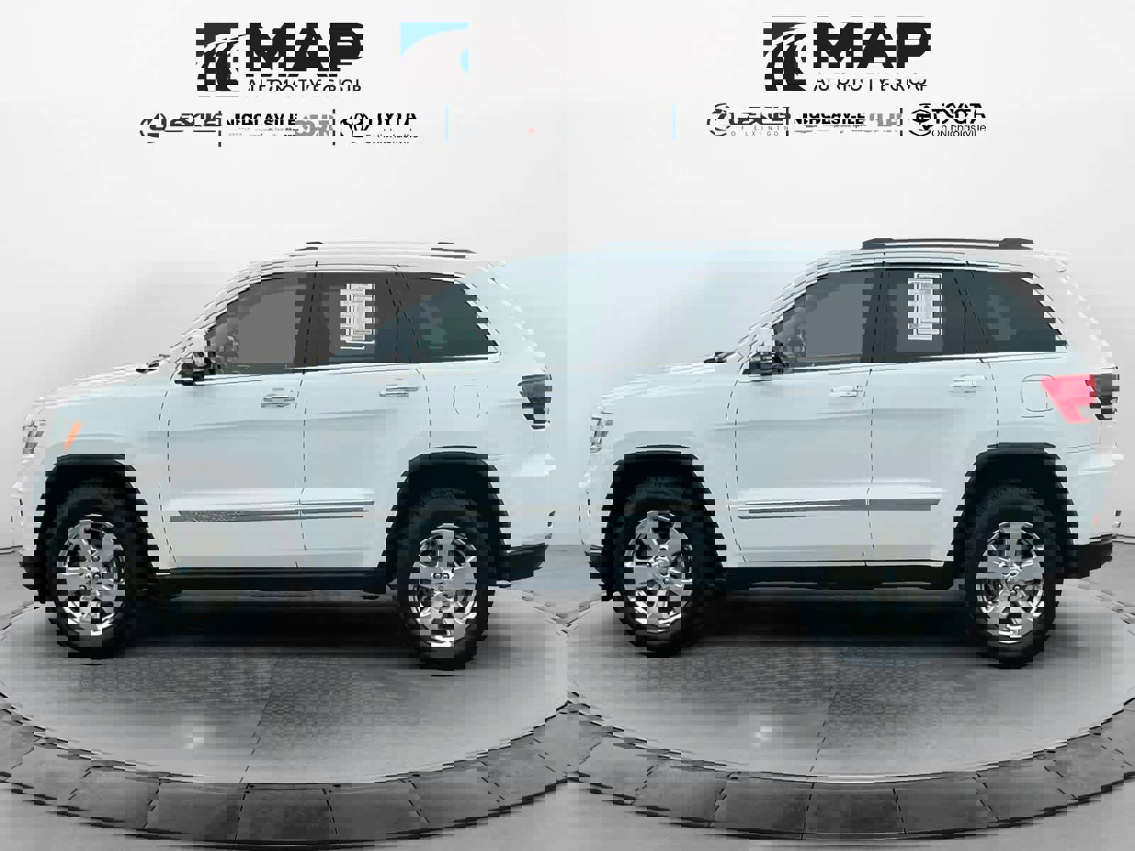 Used 2013 Jeep Grand Cherokee Limited RWD image 2