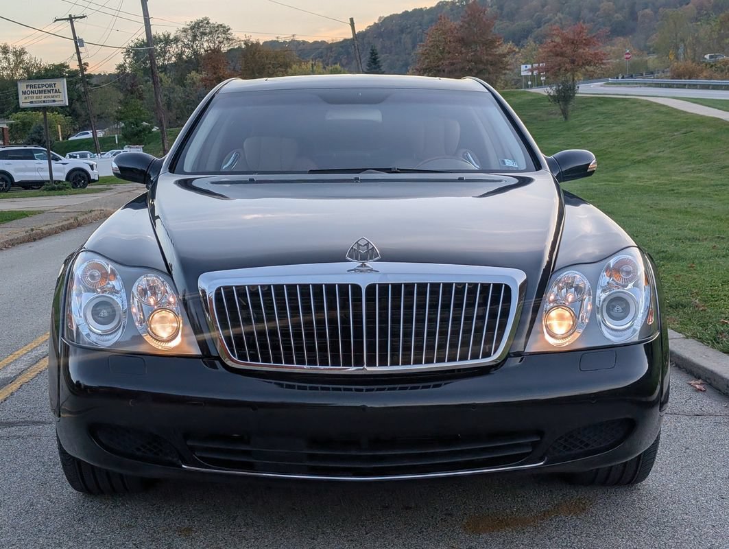 Used 2005 Maybach 57 RWD image 16