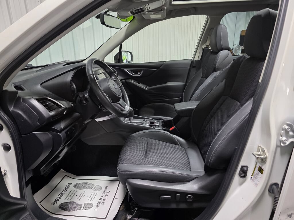 Used 2021 Subaru Forester Premium w/ Popular Package #1 AWD/4WD image 9