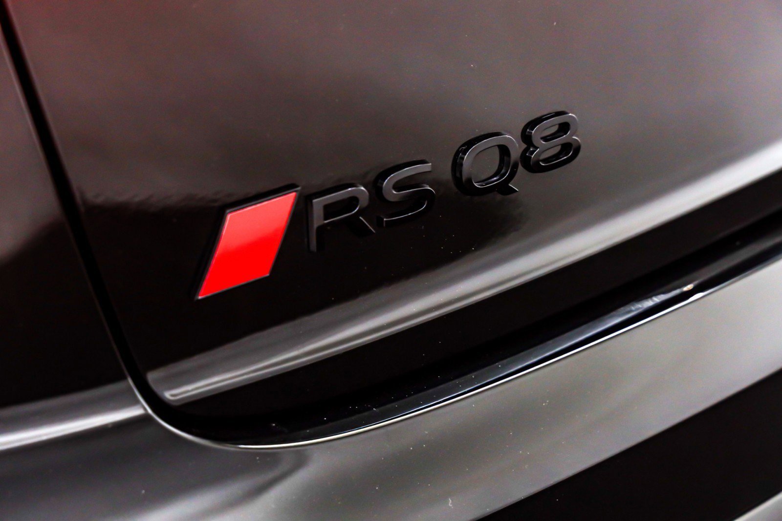 New 2026 Audi RS Q8 performance image 9