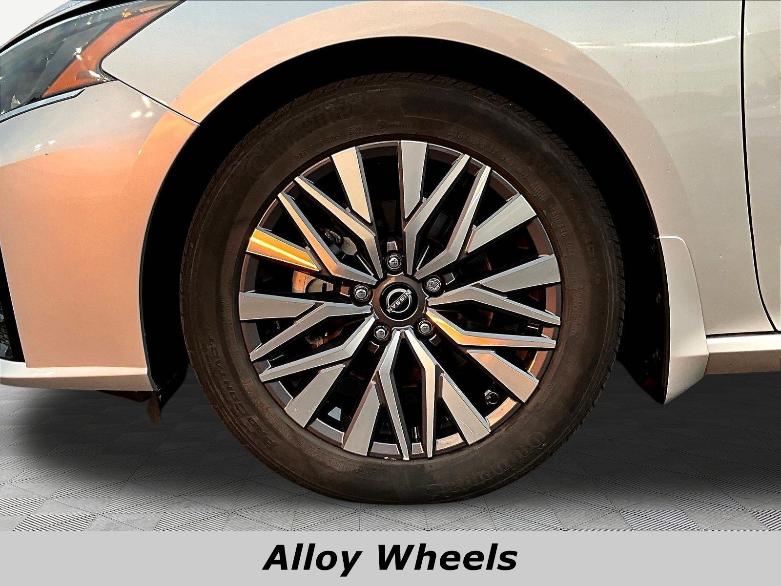 Certified 2023 Nissan Altima 2.5 SV FWD image 33