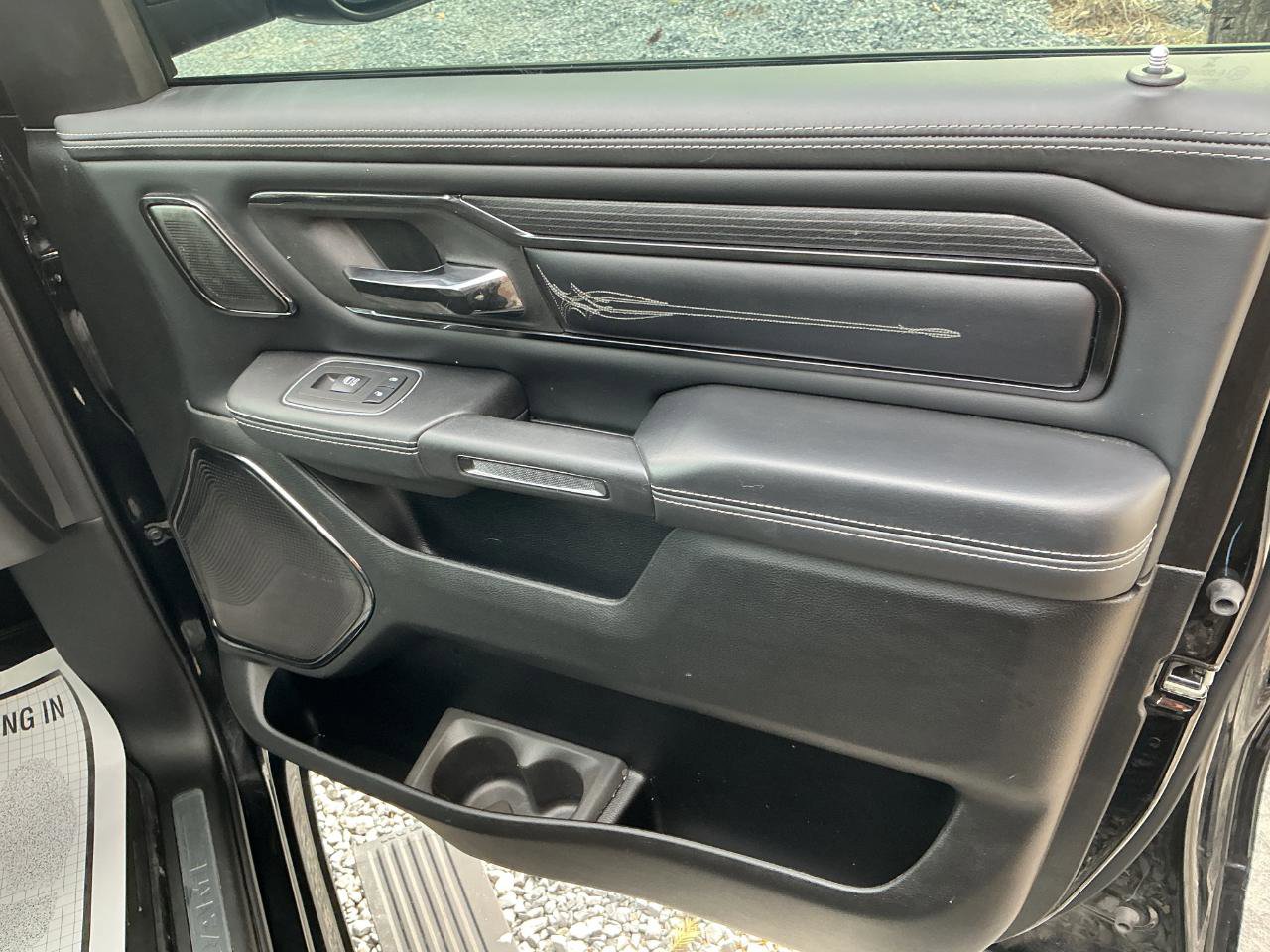 Used 2023 RAM 1500 Limited image 23