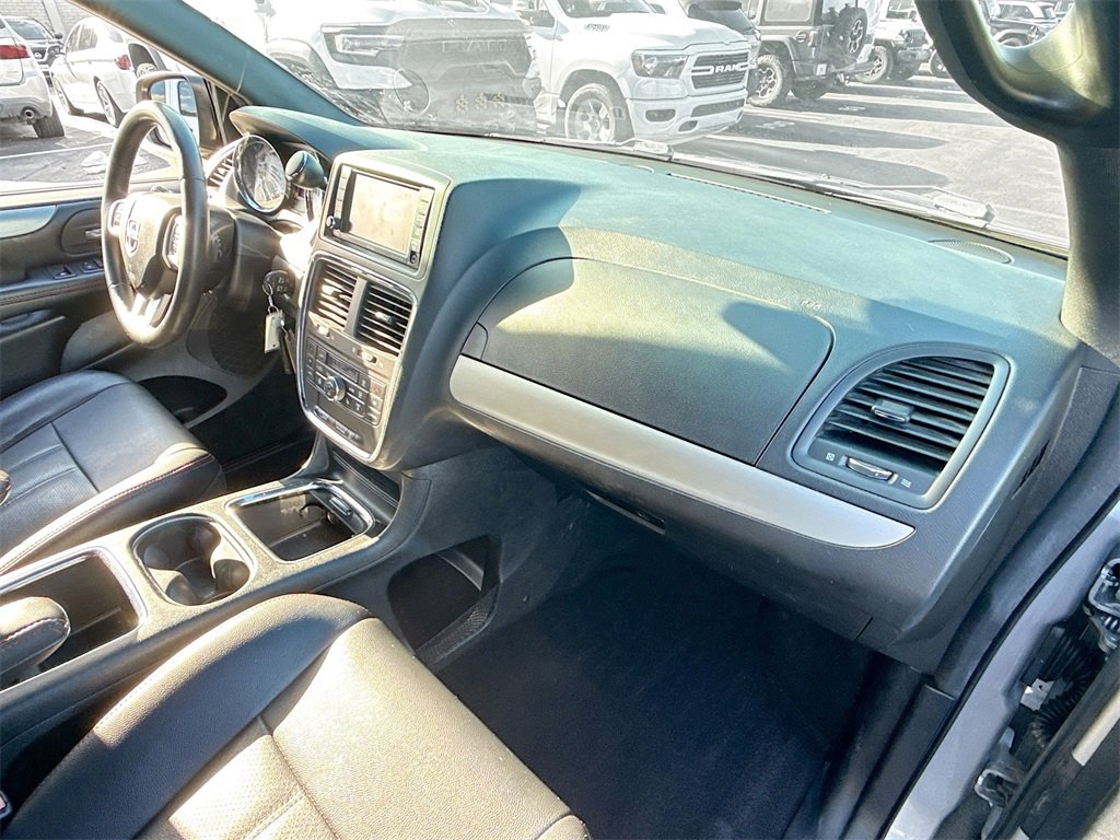 Used 2019 Dodge Grand Caravan GT image 33