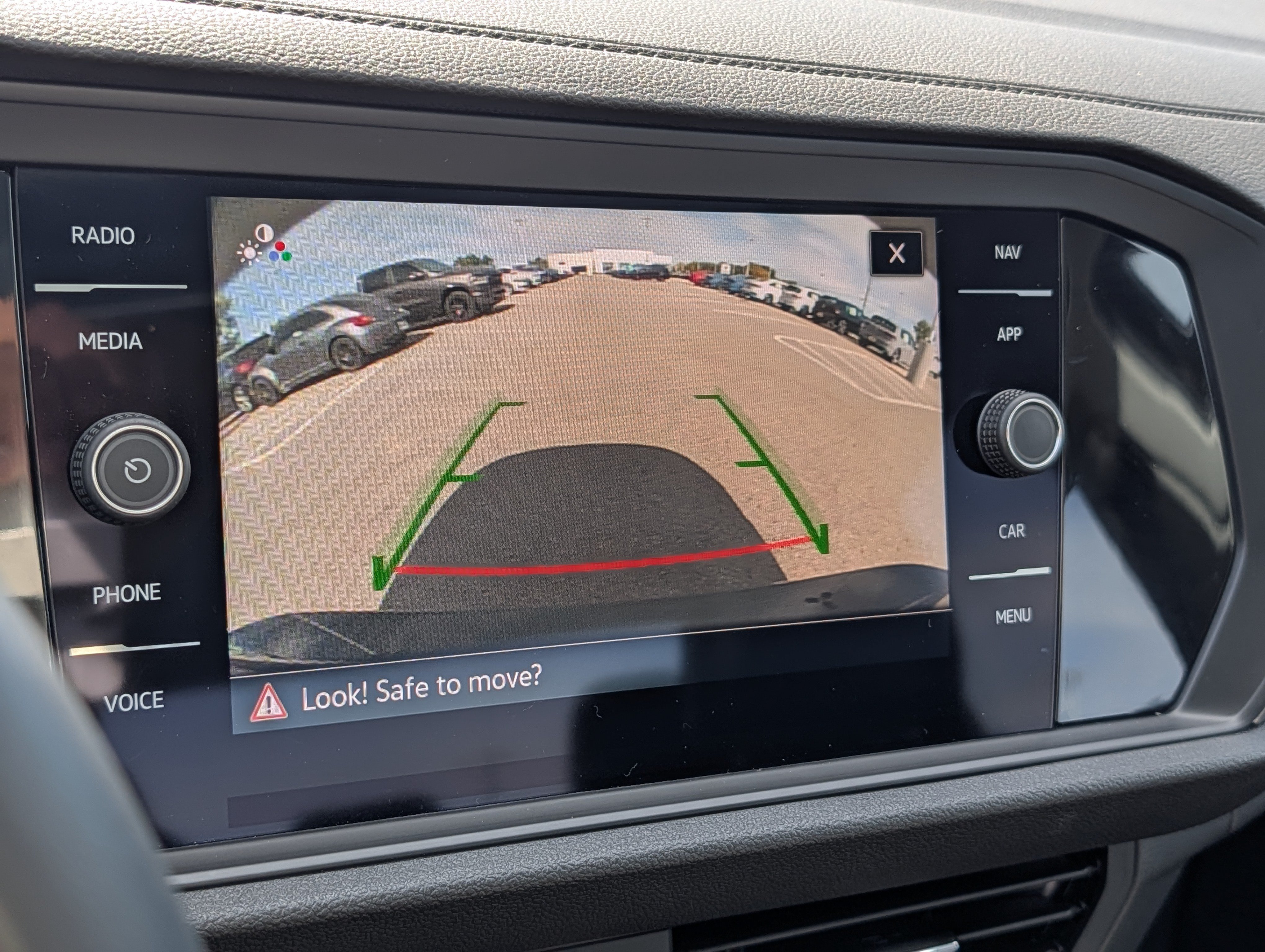 Certified 2023 Volkswagen Jetta SEL FWD image 33