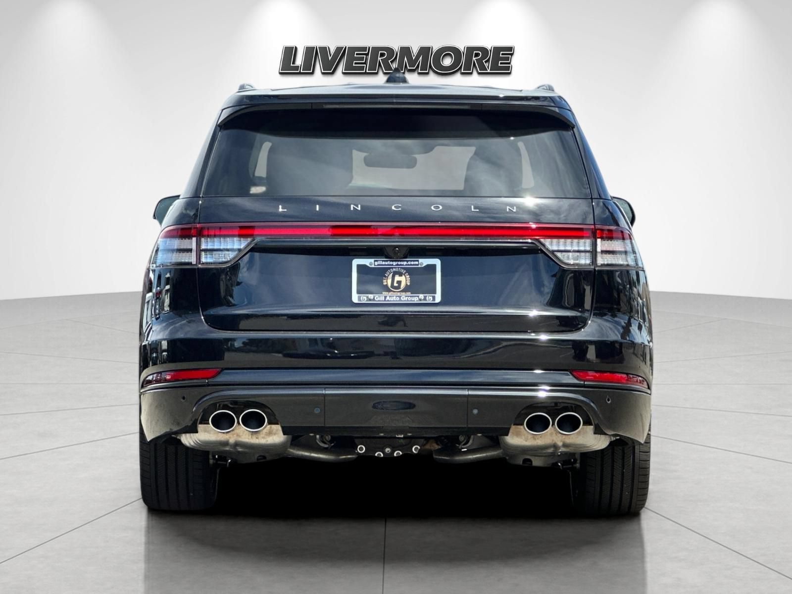 New 2026 Lincoln Aviator Reserve w/ Jet Appearance Package RWD image 4