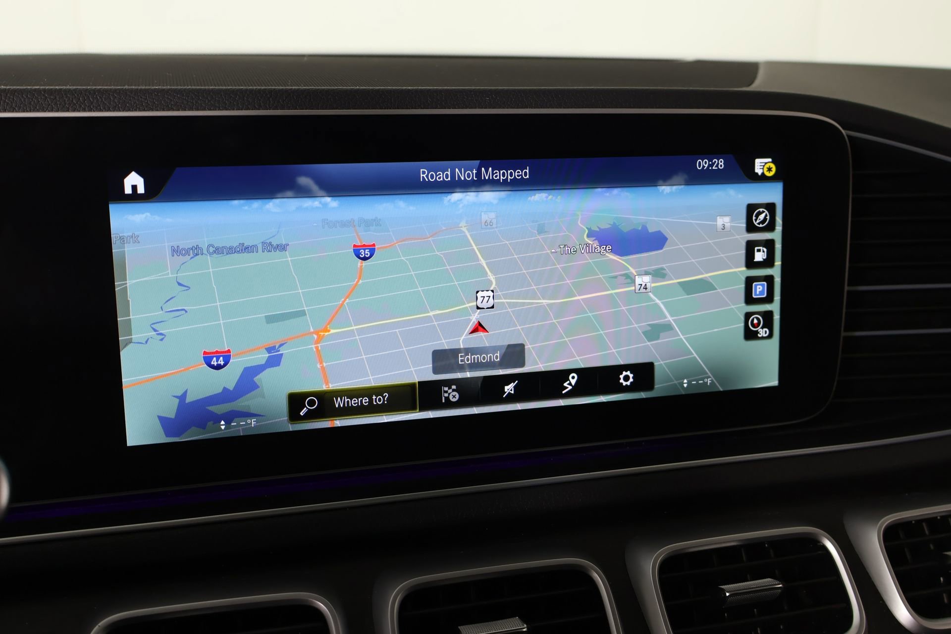 Used 2022 Mercedes-Benz GLE 350 4MATIC image 7