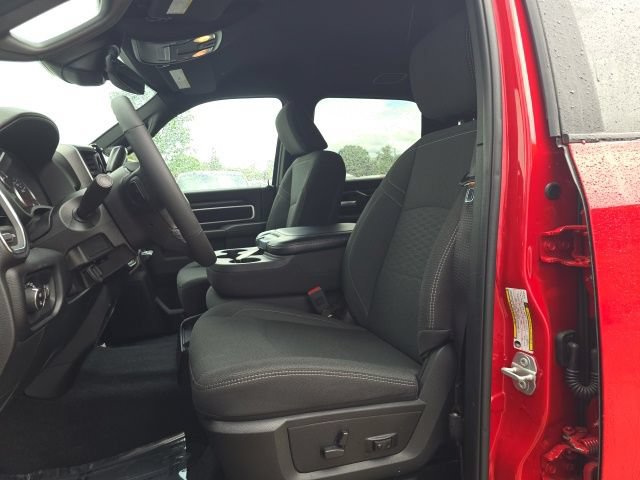 Certified 2026 RAM 2500 Big Horn AWD/4WD image 10