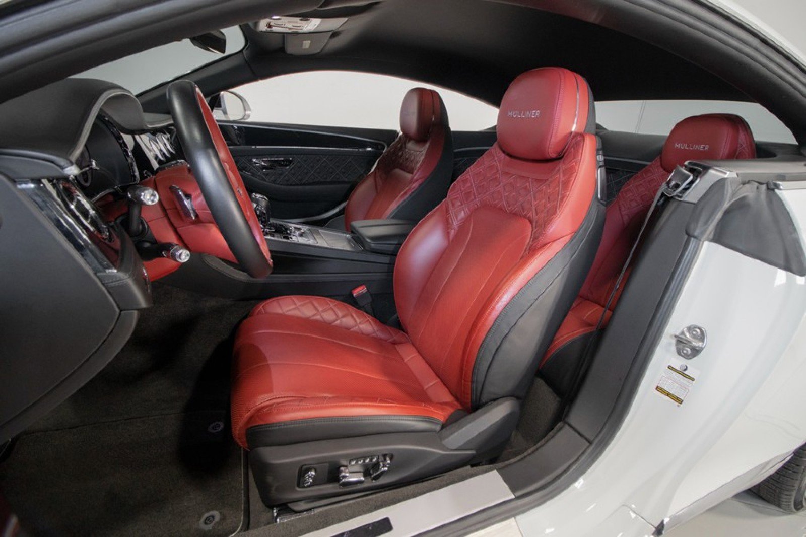 Used 2021 Bentley Continental GT Mulliner image 3