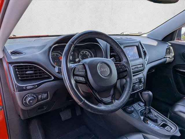 Used 2021 Jeep Cherokee Latitude Plus AWD/4WD image 10