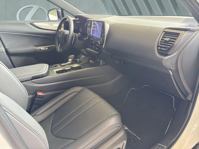 Certified 2025 Lexus NX 350 F Sport w/ Accessory Package (Z2) AWD/4WD image 28