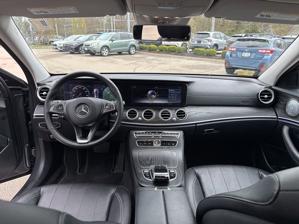 Used 2018 Mercedes-Benz E 300 4MATIC image 16