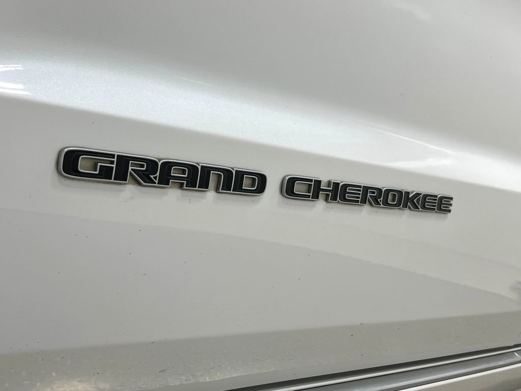 Used 2018 Jeep Grand Cherokee Summit w/ Platinum Series Group AWD/4WD image 43