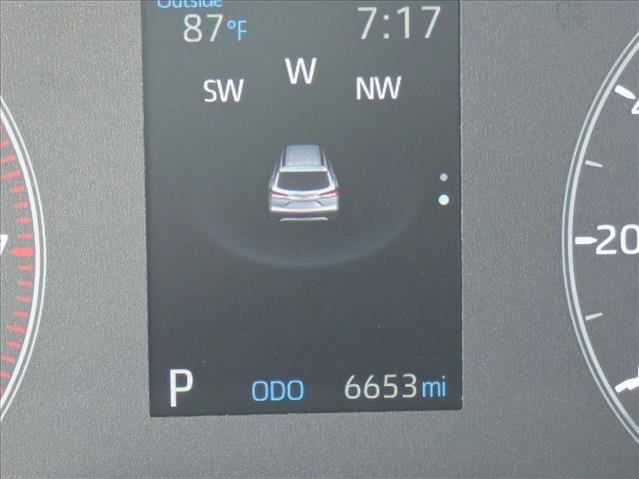 Used 2025 Toyota Corolla Cross AWD Hybrid image 11
