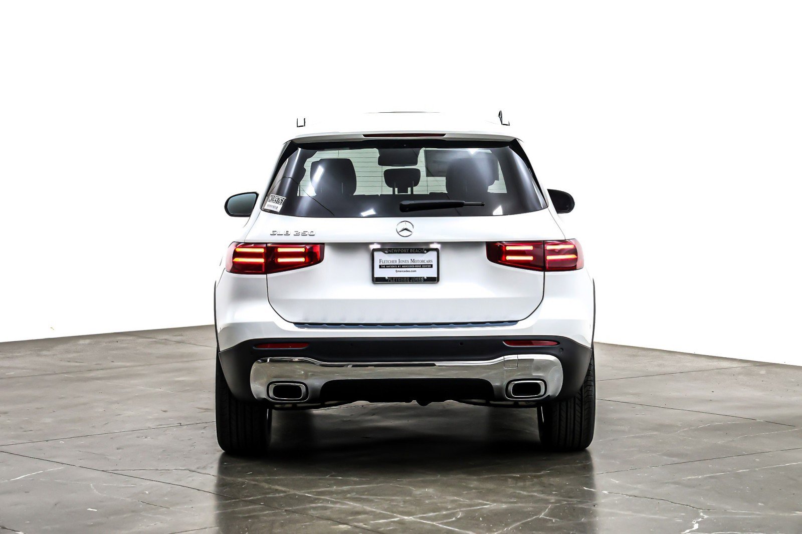 New 2026 Mercedes-Benz GLB 250 image 3