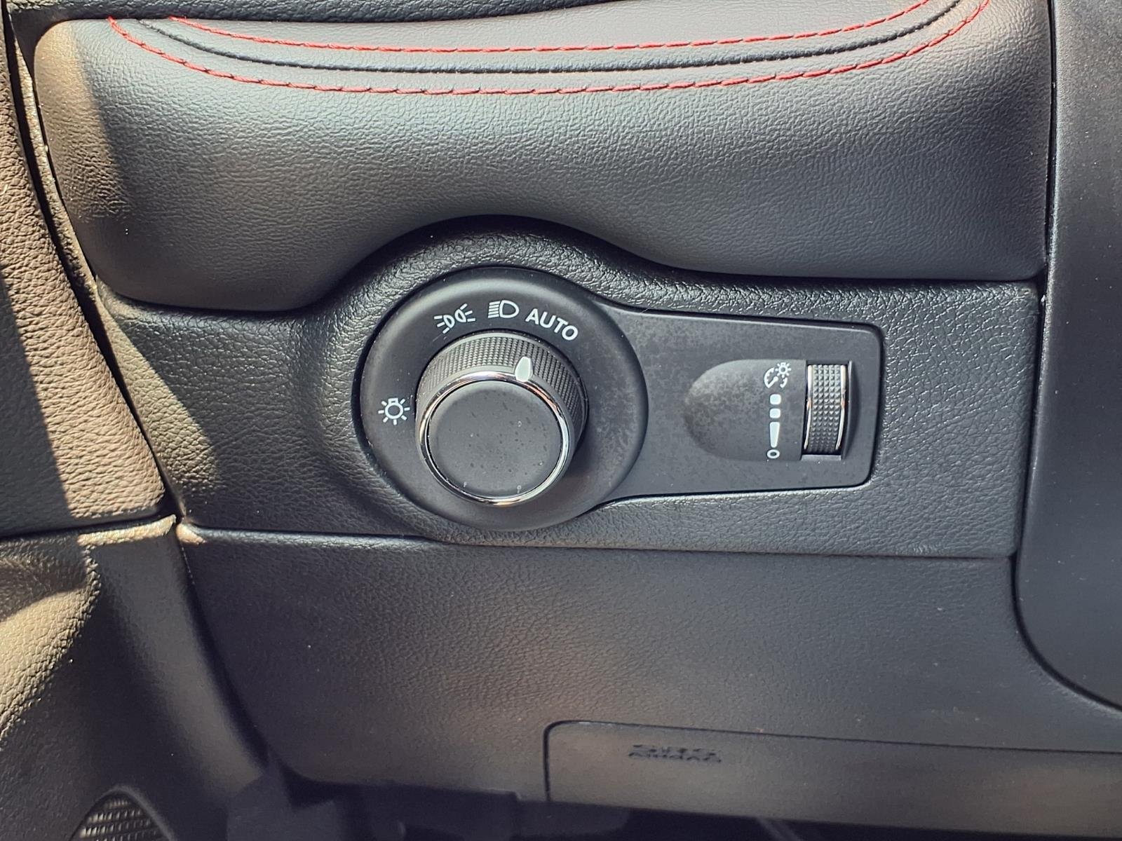 Certified 2025 Dodge Durango R/T AWD/4WD image 21