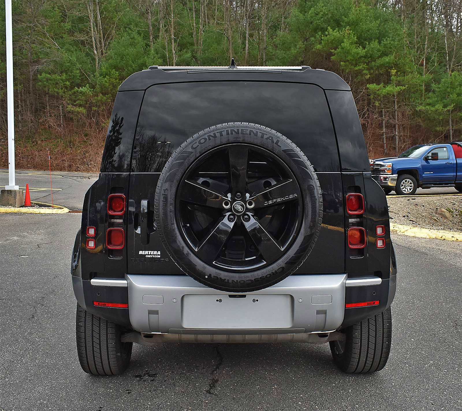 Used 2024 Land Rover Defender 110 S image 7