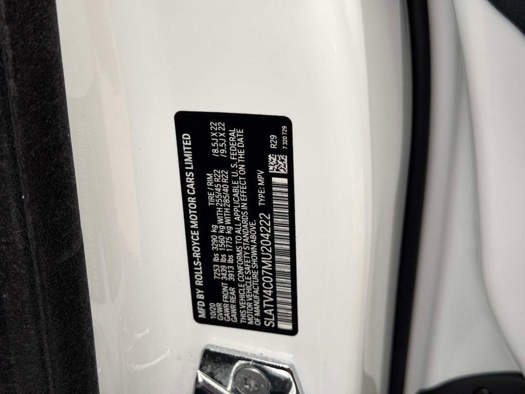 Used 2021 Rolls-Royce Cullinan AWD/4WD image 30