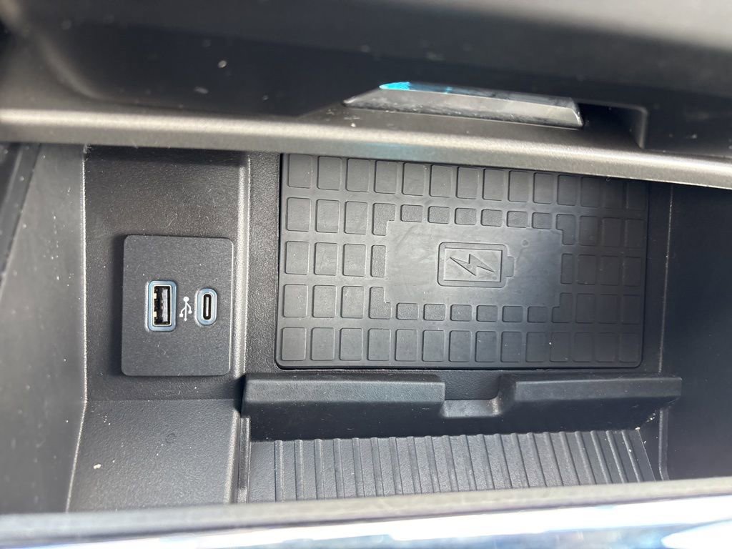 Used 2020 Ford Expedition XLT w/ Equipment Group 202A image 27