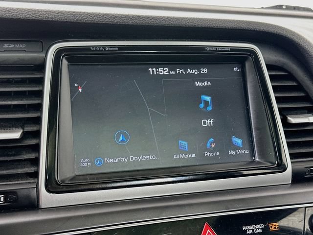 Used 2019 Hyundai Sonata Limited w/ Ultimate Package 04 FWD image 19