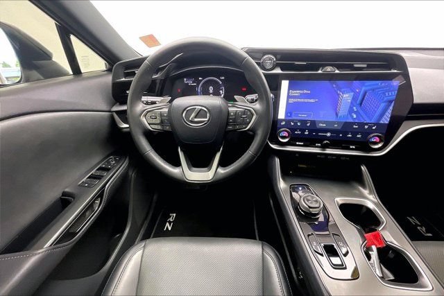 Used 2024 Lexus RZ 300e Premium FWD image 4