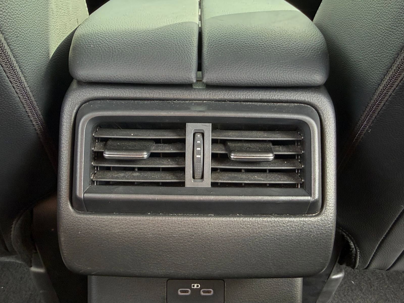 Used 2025 MAZDA CX-50 AWD 2.5 S w/ Premium Package image 22