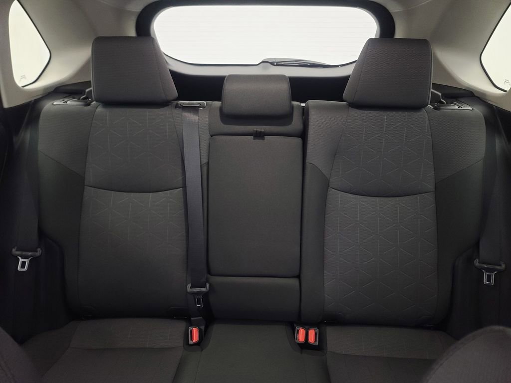 Used 2025 Toyota RAV4 XLE image 16
