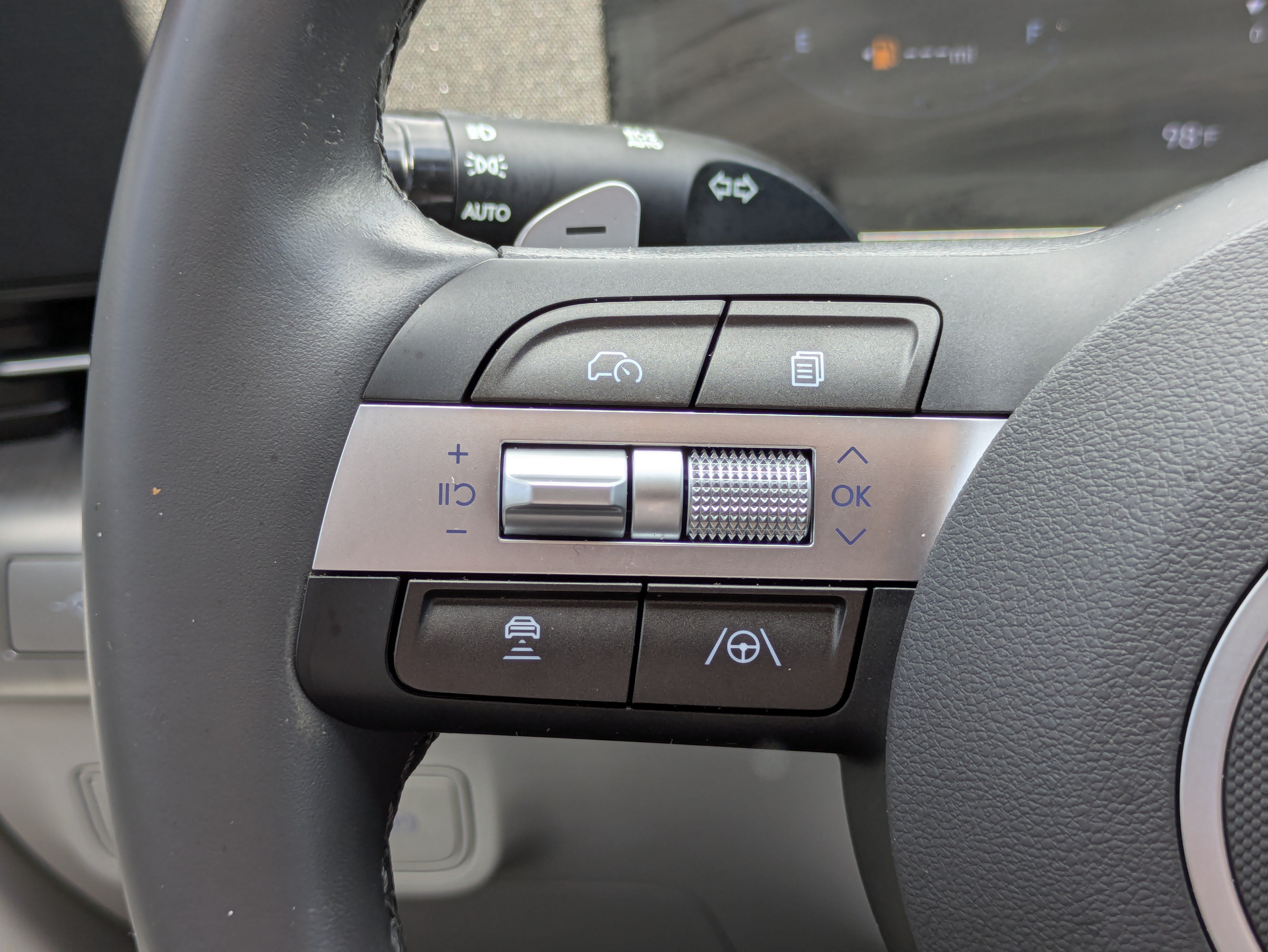 Used 2024 Hyundai Kona SEL w/ Convenience Package FWD image 24