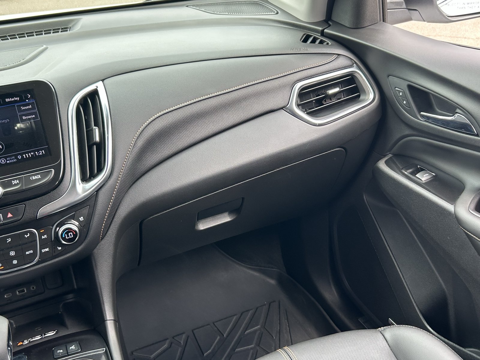 Used 2022 Chevrolet Equinox Premier FWD image 20