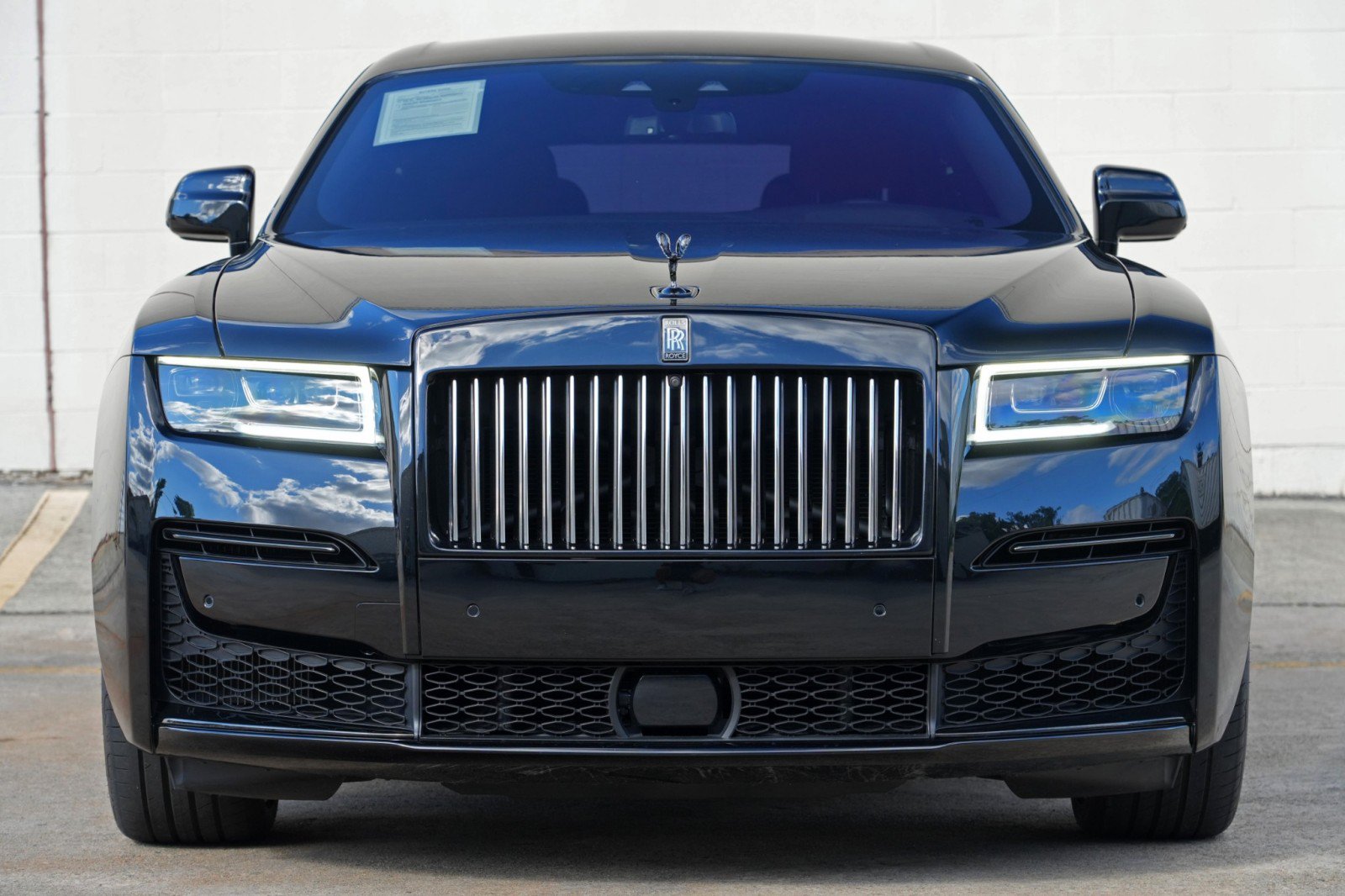 Used 2024 Rolls-Royce Ghost Black Badge w/ Black Badge Ghost Package AWD/4WD image 7