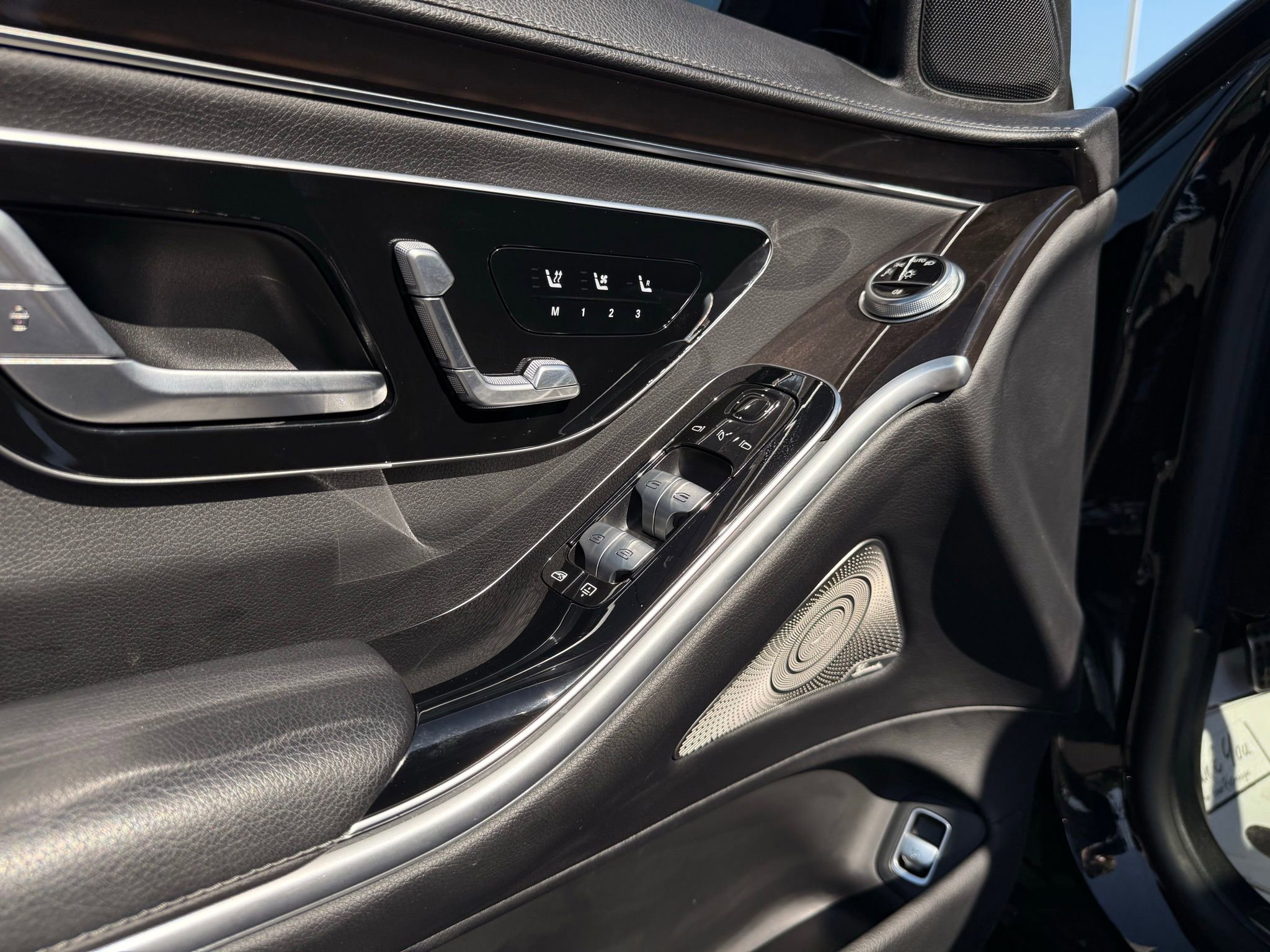 Used 2022 Mercedes-Benz S 500 4MATIC image 33