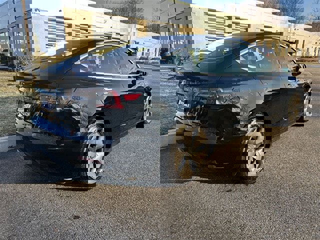 Used 2020 Tesla Model 3 image 8