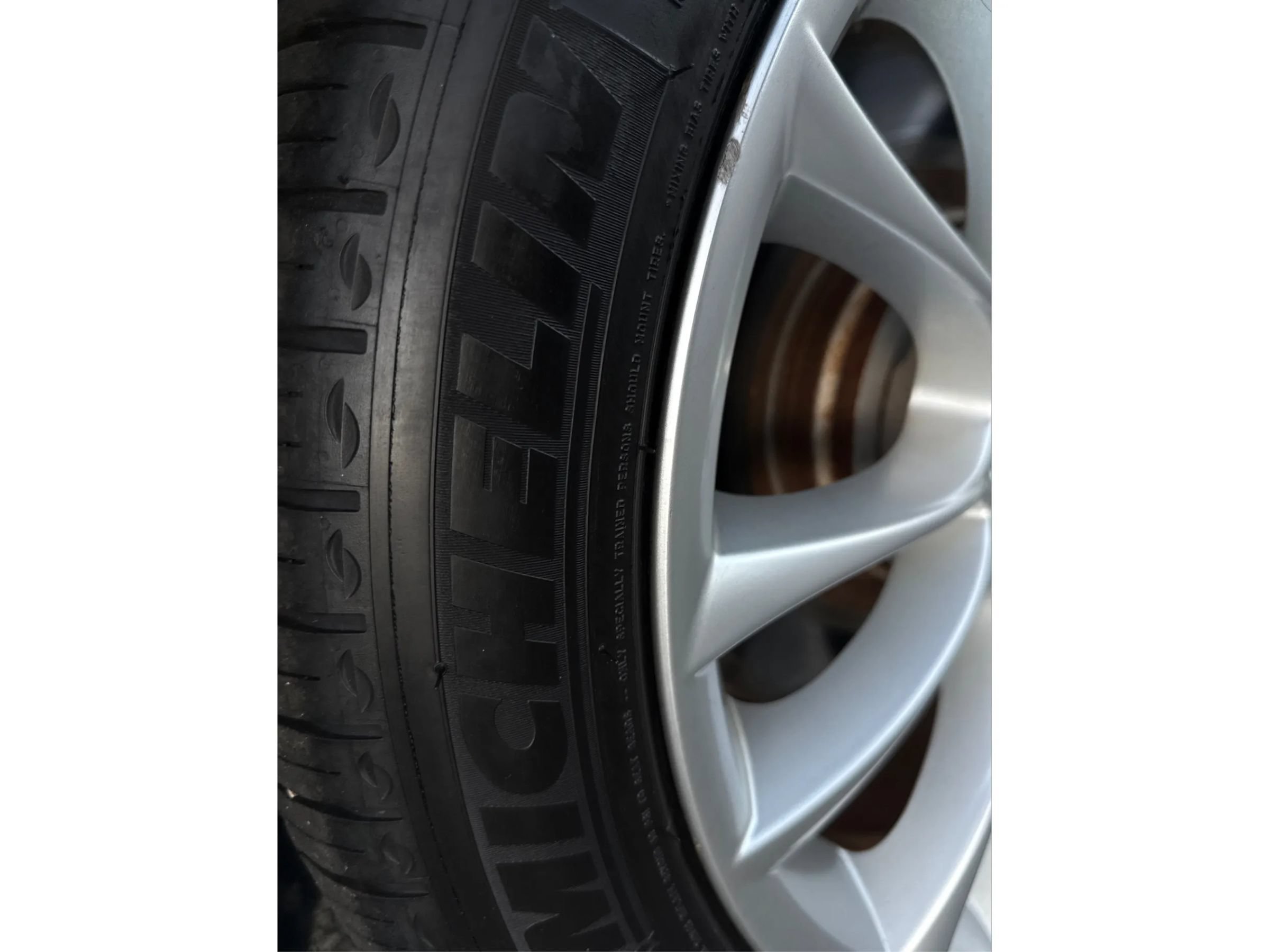 Used 2015 BMW 750Li RWD image 54