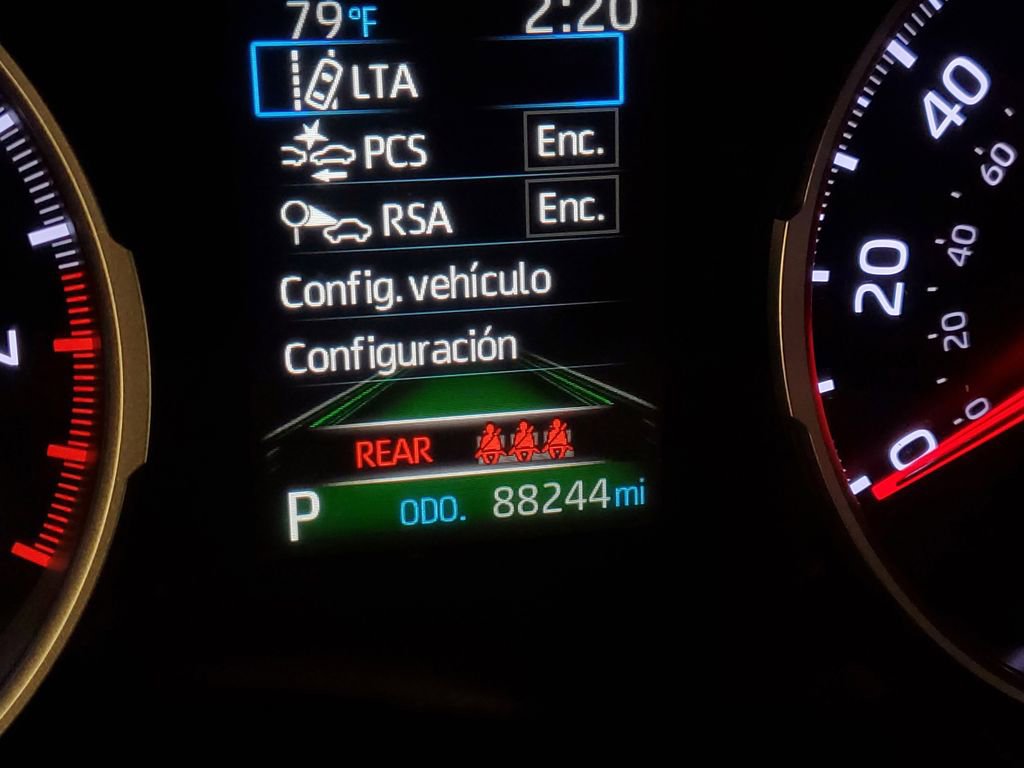 Used 2019 Toyota RAV4 LE image 23