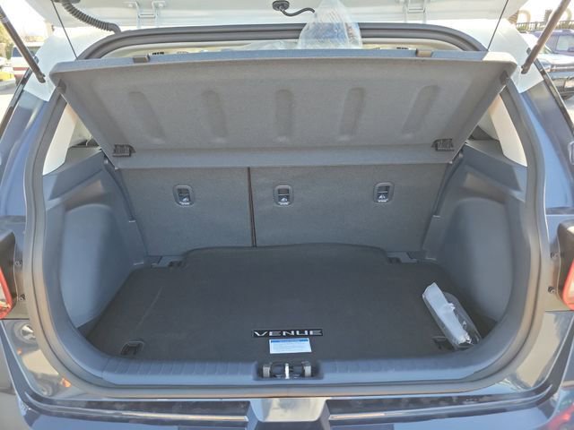 New 2026 Hyundai Venue SEL FWD image 22
